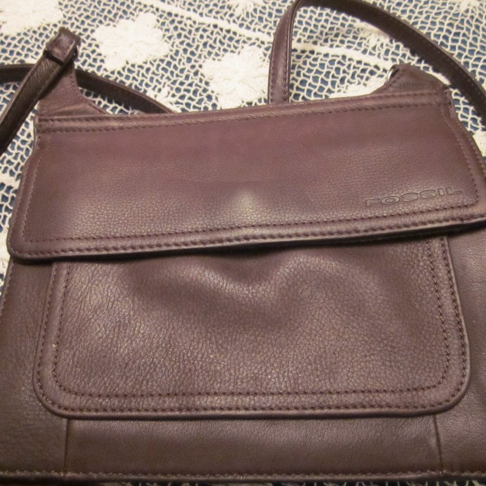 FOSSIL BROWN LEATHER CROSSBODY ORGANIZER 8"x7"